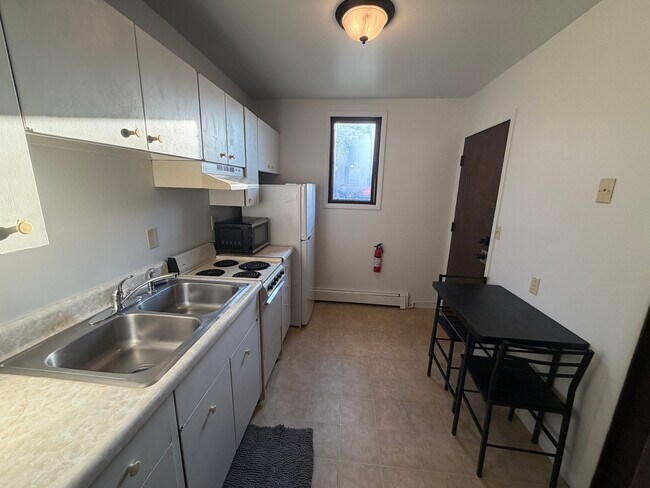 Foto del edificio - 803 17th St SE