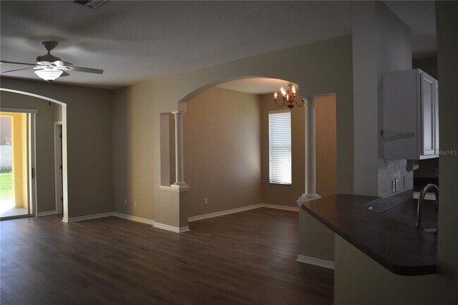 Foto del edificio - 644 Chesney Dr