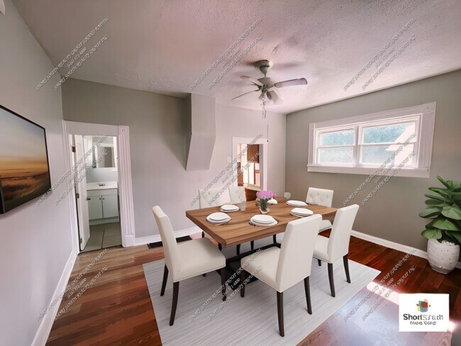 Building Photo - 4 bed 1 bath Single Family Home