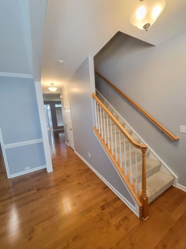 Foto del edificio - 325 Majesty Ct