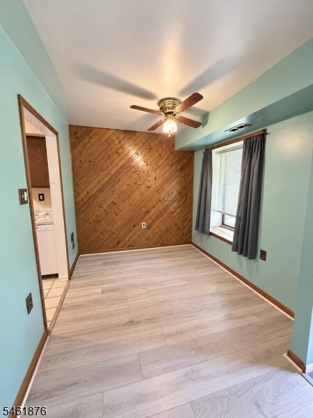 Foto del edificio - 1004 Timber Creek Rd
