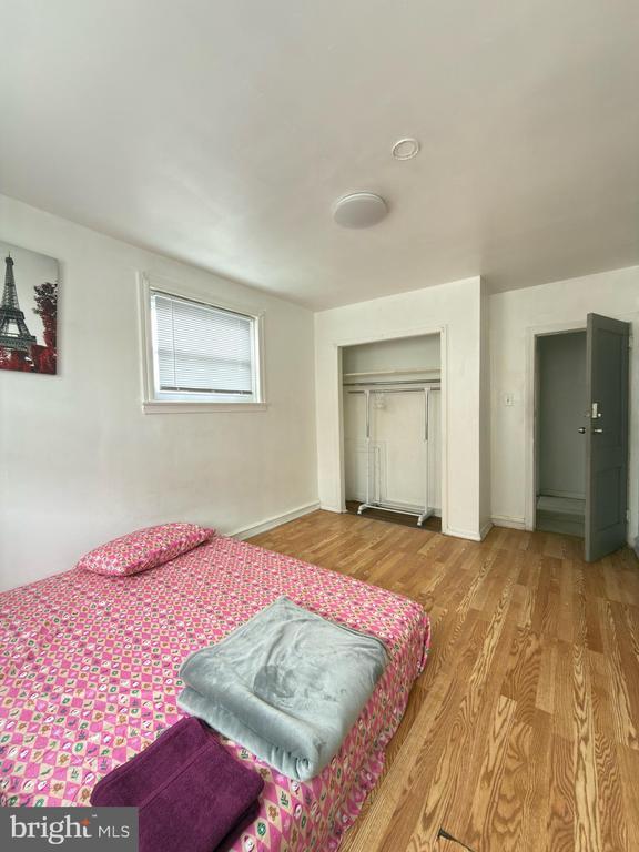 Foto del edificio - 6650 Kindred St