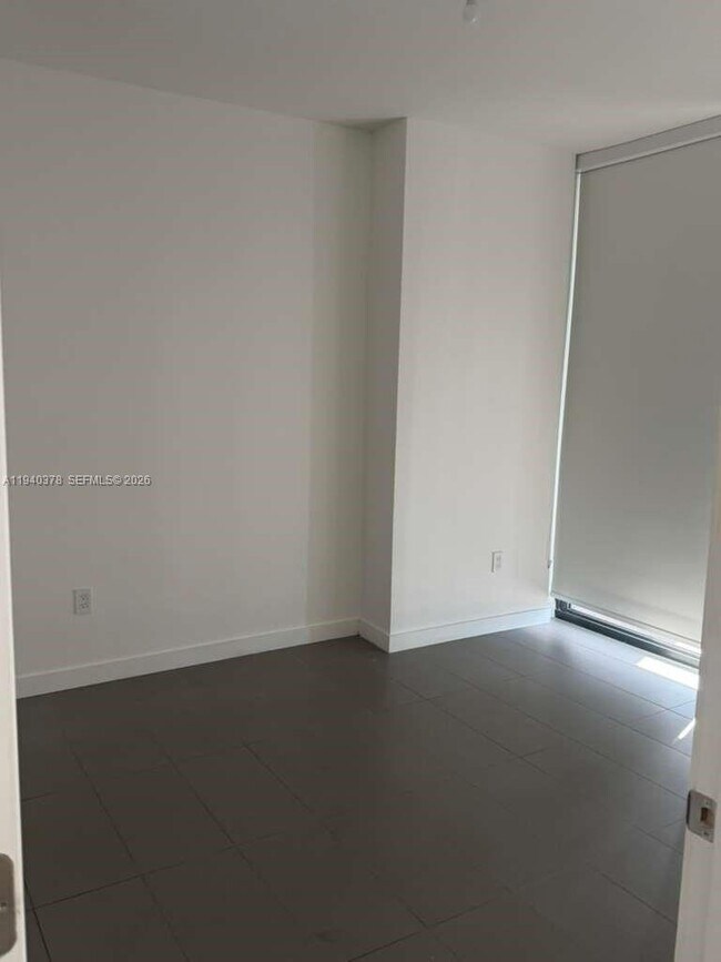 Foto del edificio - 1600 NE 1st Ave