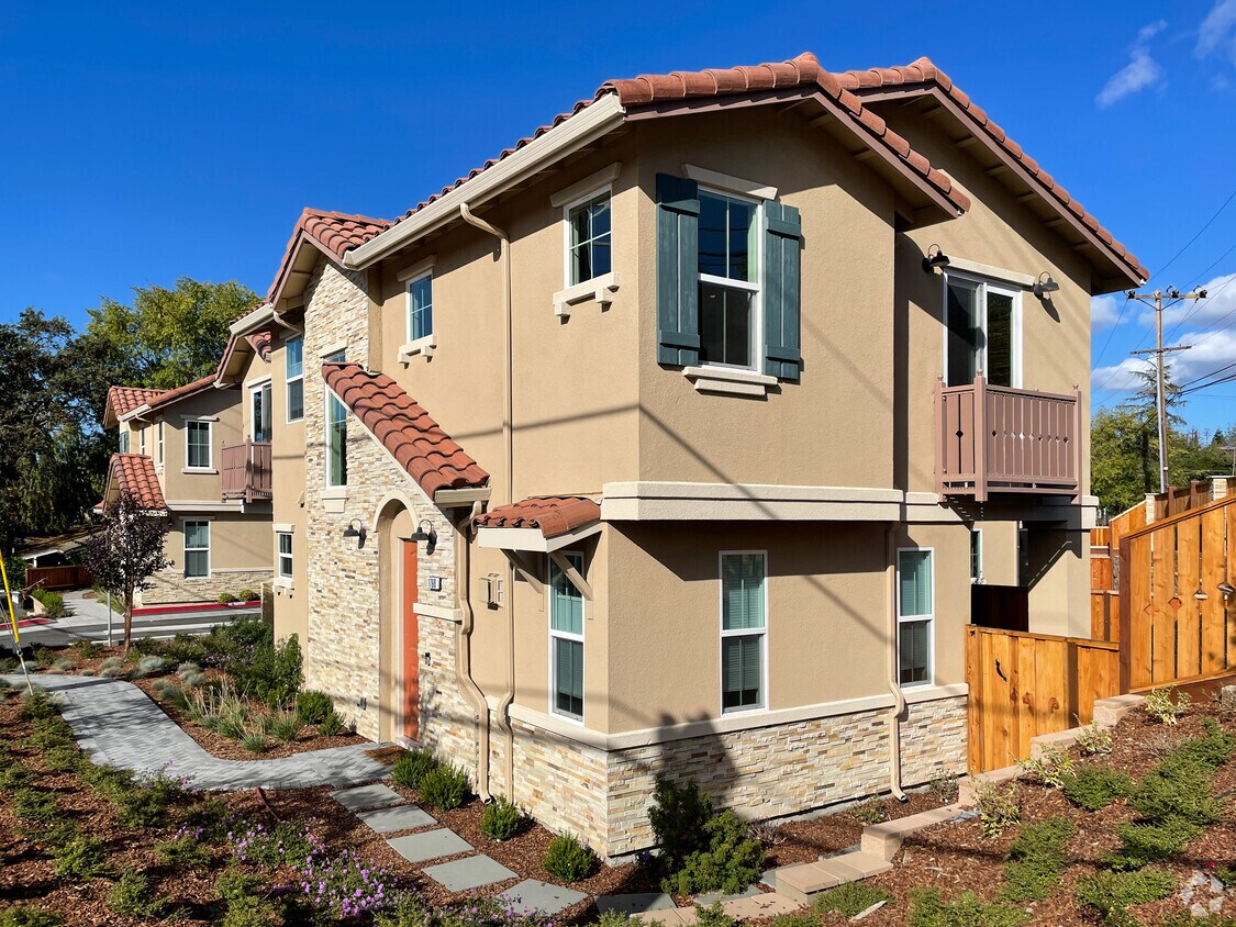 Coral Homes Duplexes Apartments in Walnut Creek, CA
