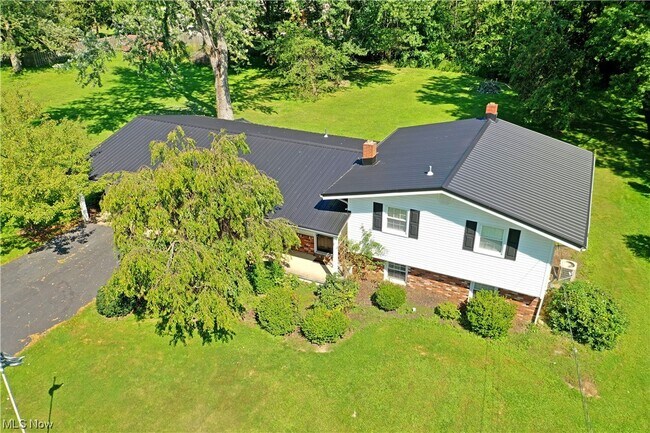 Building Photo - 2271 Williams Dr