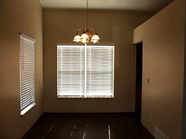 Foto del edificio - 2545 Willowgate Rd