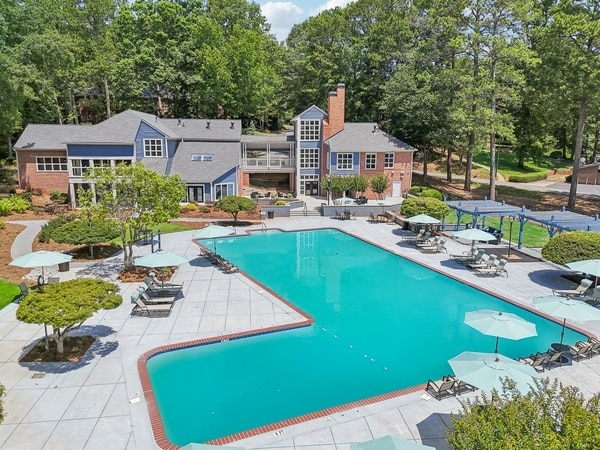 Avondale Village - Avondale Village Apartments