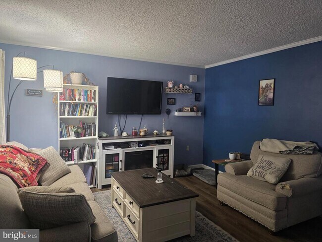 Foto del edificio - 405 Cowgill St