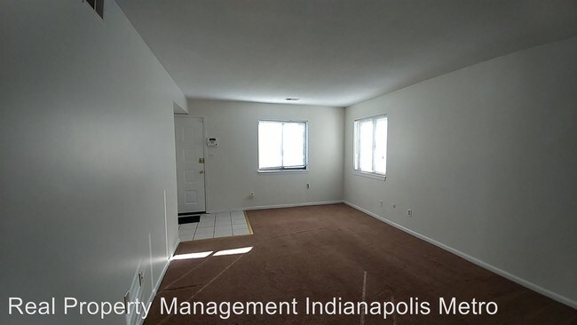 Building Photo - 4935 Oakbrook Ct