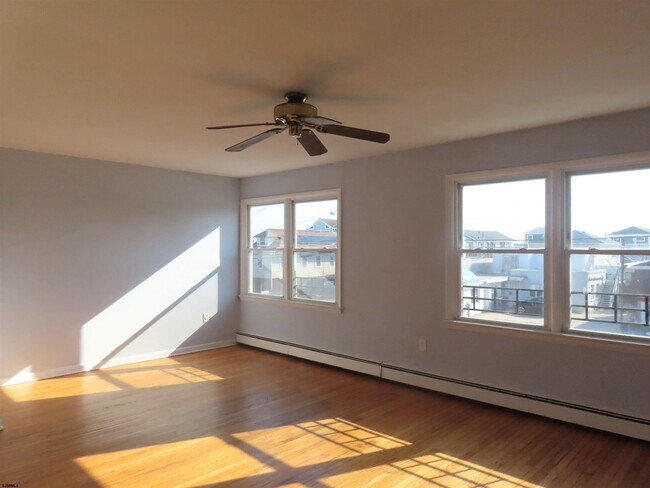 Foto del edificio - 139 N Dorset Ave