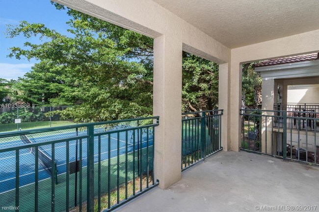 Building Photo - 2474 Centergate Dr