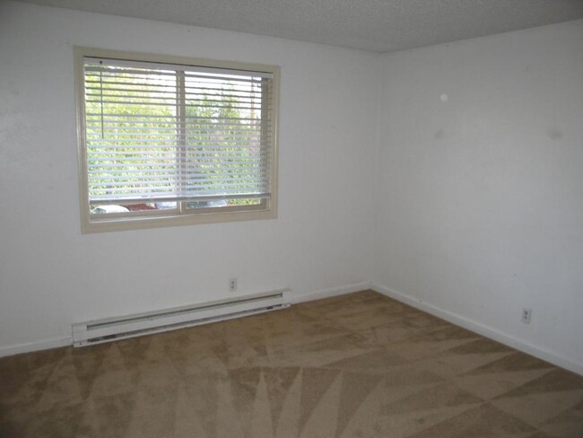 Foto del edificio - 4484 Liberty Rd S