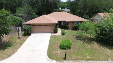 Building Photo - 1607 Wisteria St