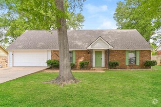 Building Photo - 6338 Northampton Dr