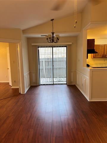 Building Photo - 2406 Sunflower Dr