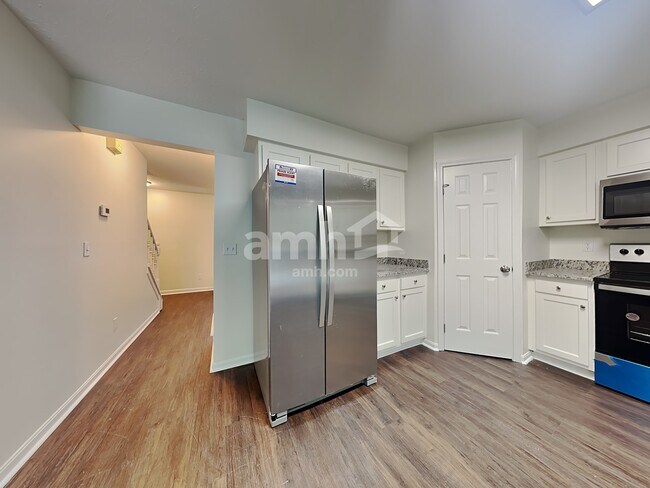 Foto del edificio - 628 Buckshire Glen