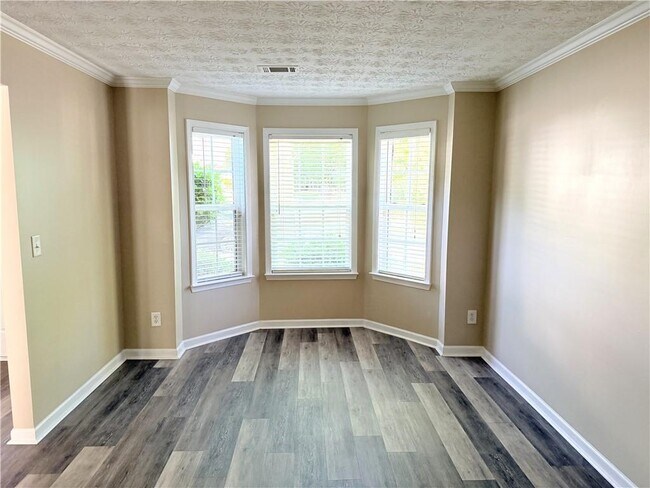 Foto del edificio - 1210 Skylar Ridge Cir