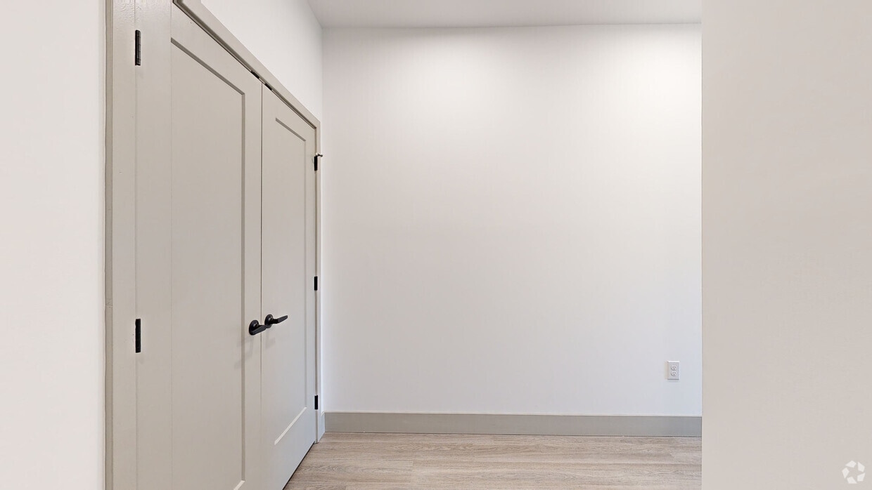 Photo - Symphony Stonebridge Apartments