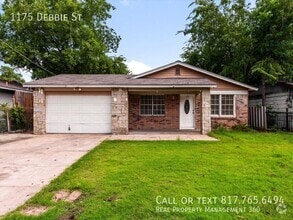 Building Photo - 1175 Debbie Dr
