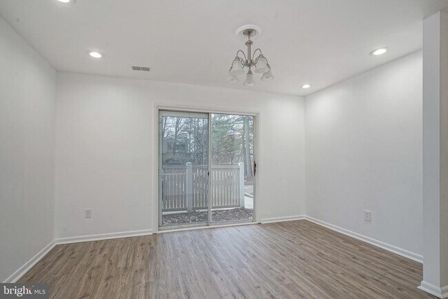 Foto del edificio - 1155 Golden Pond Ct