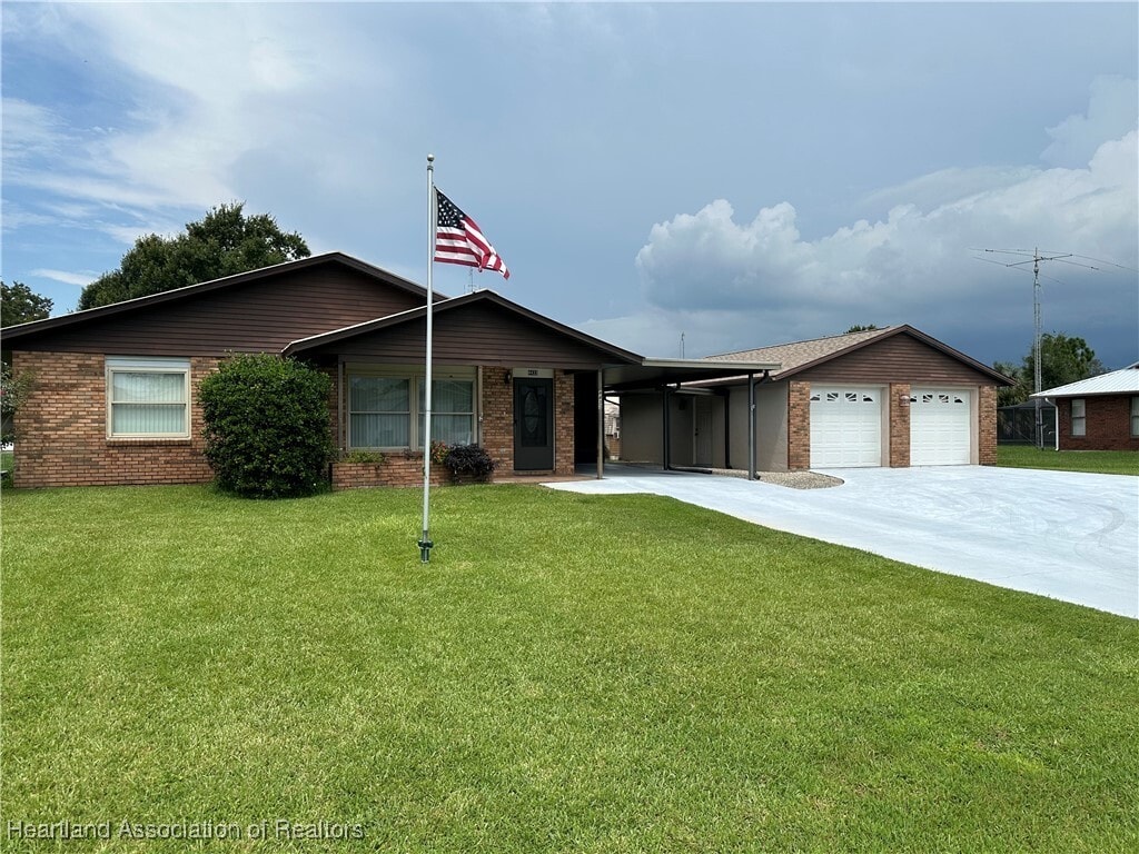 Primary Photo - 4433 Sebring Ave