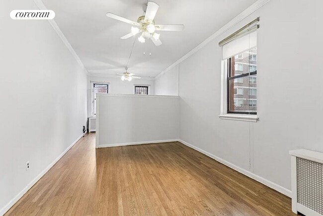 Building Photo - 220 E 87th St
