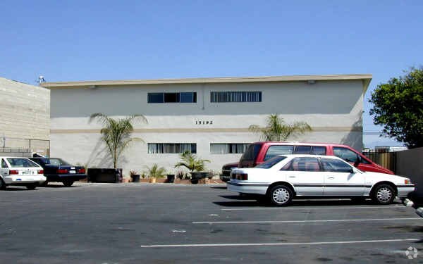 Building Photo - Jackson Street Apartments