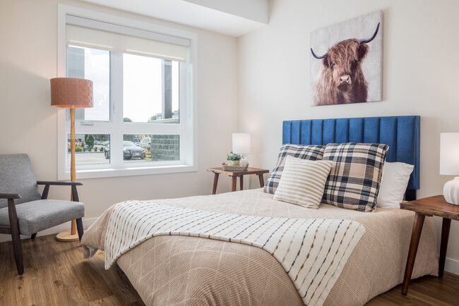 Building Photo - River's Edge Apartments