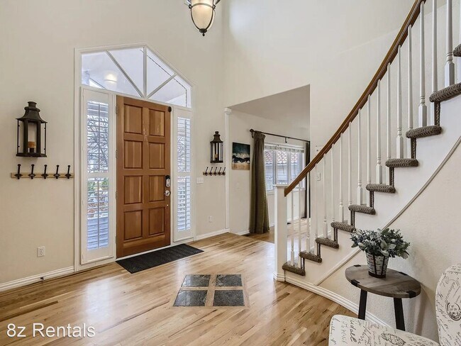 Building Photo - 5 br, 3.5 bath House - 4304 S Hampton Cir,...