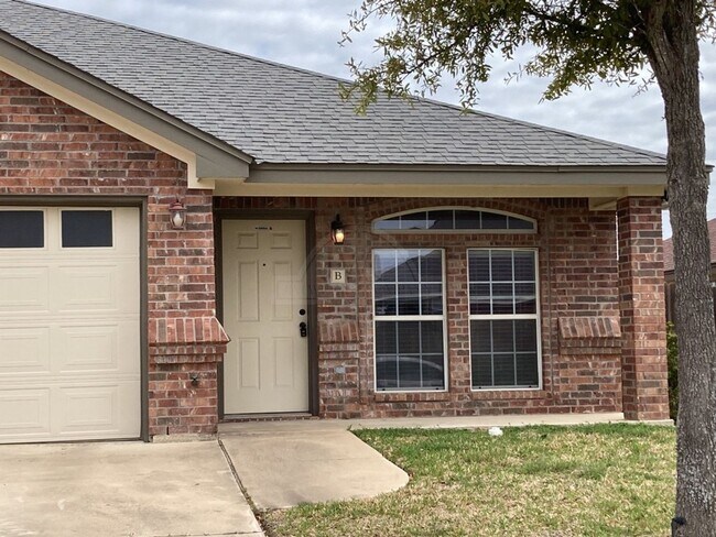 Building Photo - 4703 Autumn Valley Drive, Killeen