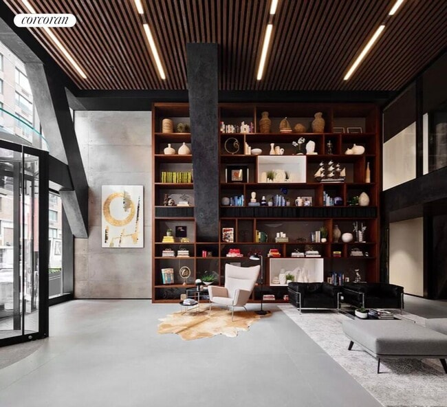Foto del edificio - 505 W 43rd St
