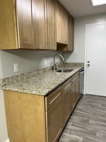 Foto del edificio - 9 Village Hill Ln