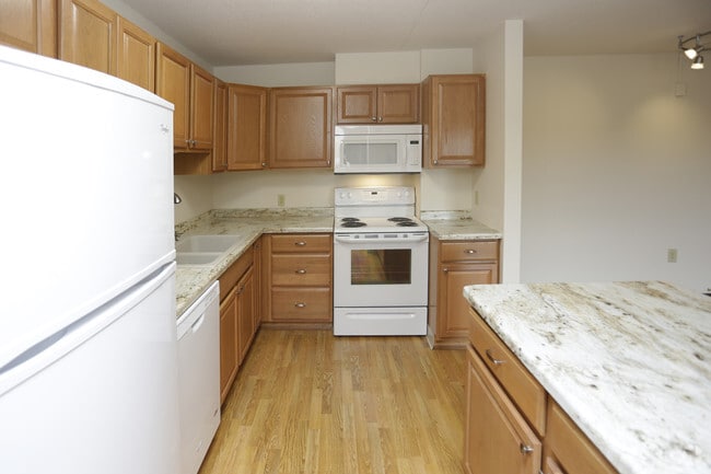 Kitchen - Baypoint Shoreline
