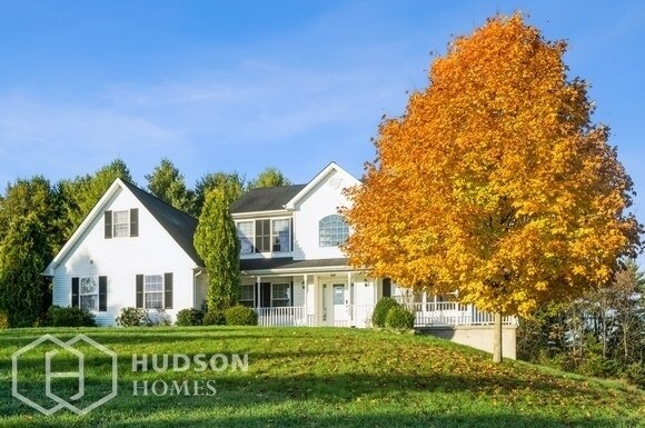 Building Photo - NOW AVAILABLE! - 550 John Deere Dr, Sciota...