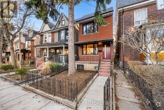 Building Photo - 82 Bellwoods Ave