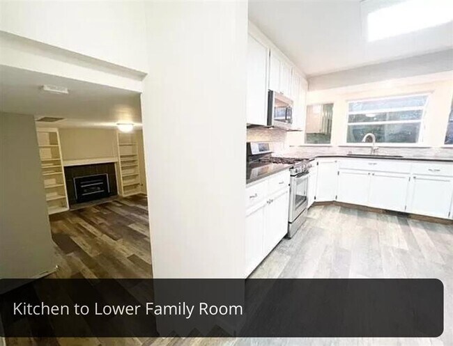 Building Photo - Perfect blend of comfort and elegance