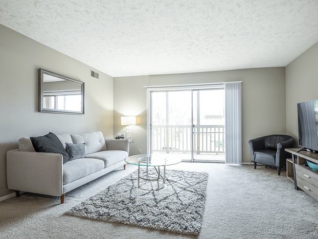 Live the Grand Life at Grandridge Apartments - Grandridge
