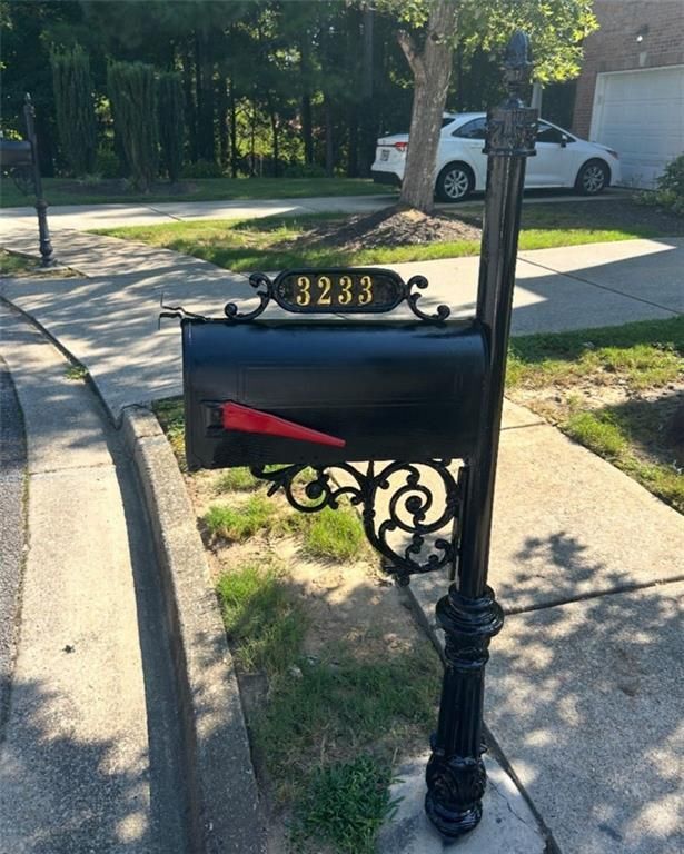 Foto del edificio - 3233 Glenloch Pl