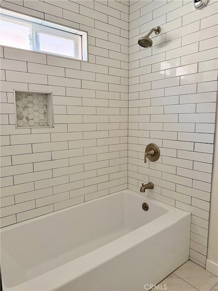 Foto del edificio - 1316 N Hollywood Way