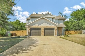Building Photo - 516 Gregory Ct