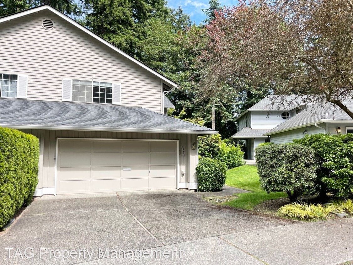 Primary Photo - 2 br, 2.5 bath House - 8518 134th Ct NE