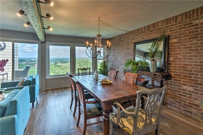 Foto del edificio - 307 Poker Chip