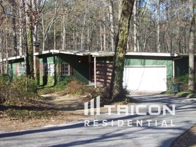 Foto del edificio - 2087 Meadowbrook Dr SW