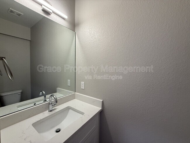 Foto del edificio - 2820 W 53rd Ave
