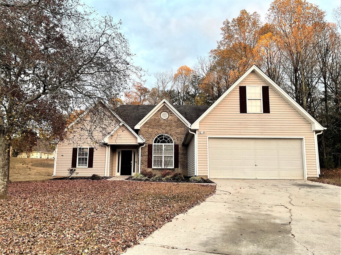 610 Aristocrat Dr House Rental in Loganville, GA