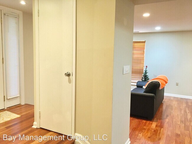 Foto del edificio - 2 br, 2 bath House - 500 S Charles St #R96