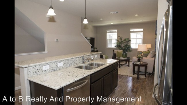 Foto del edificio - 3 br, 3.5 bath House - 1021 Thyme Walkway