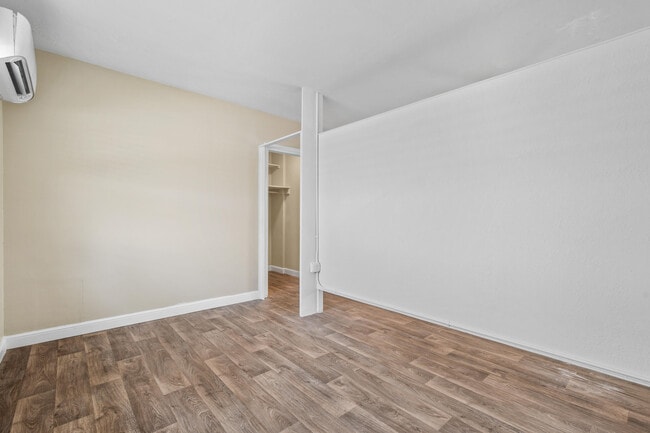 Building Photo - 135 Bamboo Rd