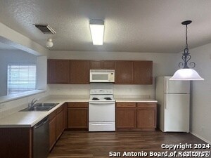 Building Photo - 19 Moondance Hill