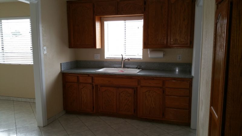 Building Photo - 4644 Catalpa St